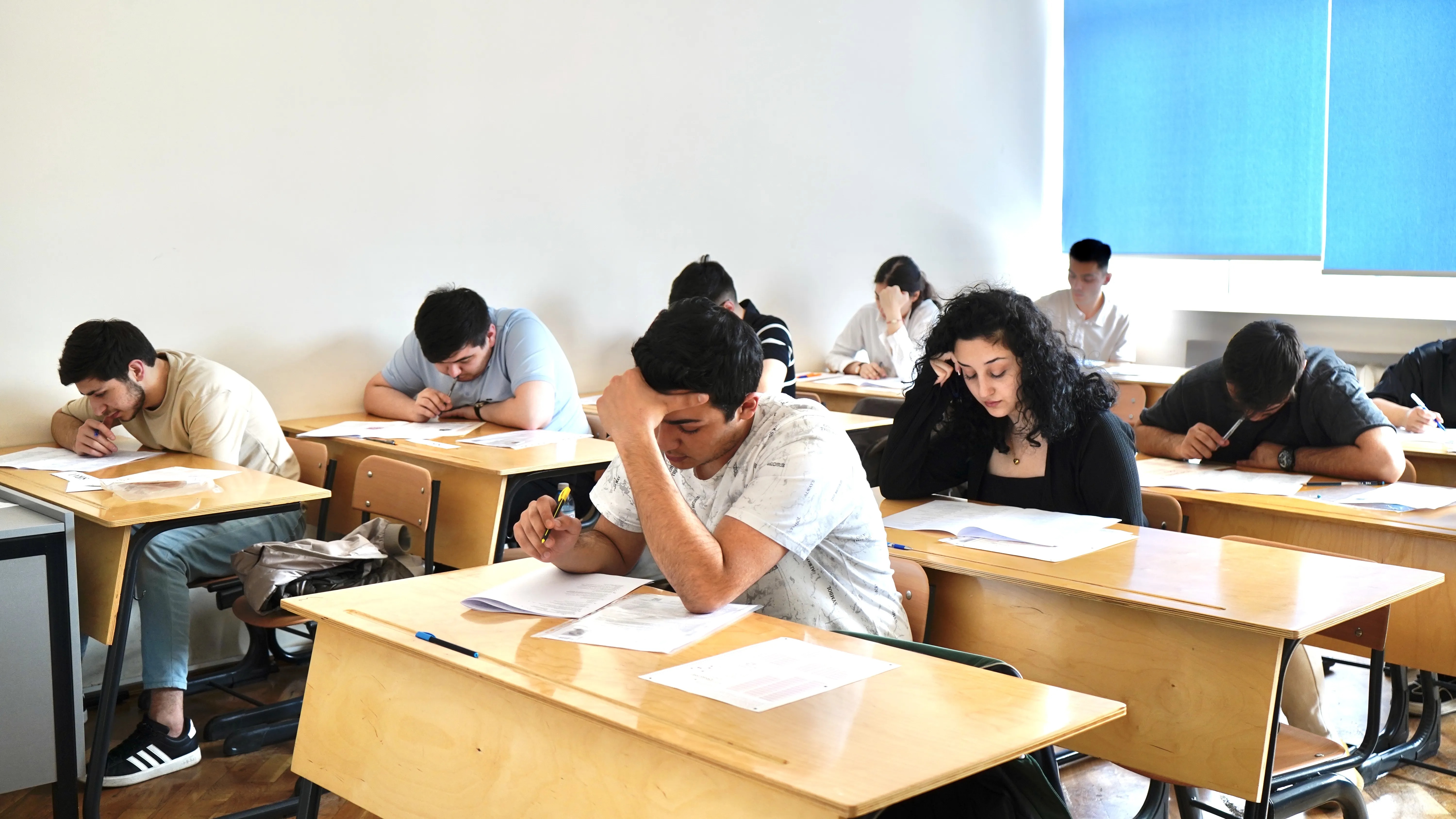 İyulun 12-də keçiriləcək qəbul imtahanında 37 minə yaxın abituriyent iştirak edəcək