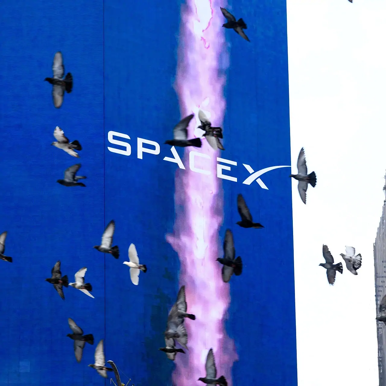 "SpaceX" 100 min yeni nəsil "Starlink" peykini orbitə çıxarmağı planlaşdırır