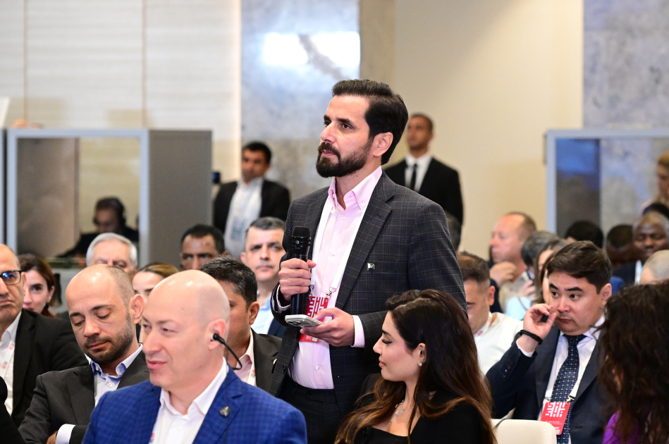 Prezident İlham Əliyev IV Şuşa Qlobal Media Forumunun açılışında iştirak edib - YENİLƏNİB - 2 - Foto 6