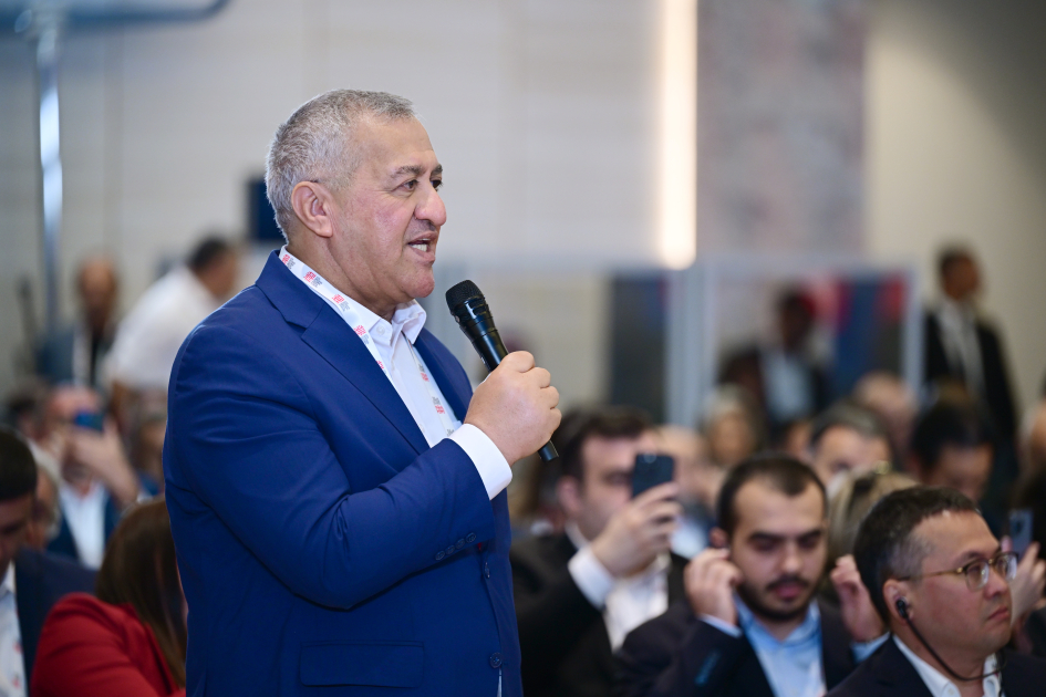 Prezident İlham Əliyev IV Şuşa Qlobal Media Forumunun açılışında iştirak edib - YENİLƏNİB - 2 - Foto 2