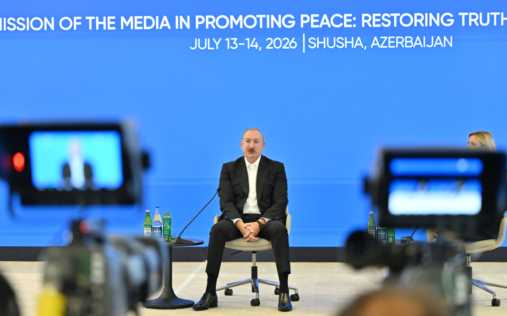 Prezident İlham Əliyev IV Şuşa Qlobal Media Forumunun açılışında iştirak edib - YENİLƏNİB - 2 - Foto 18