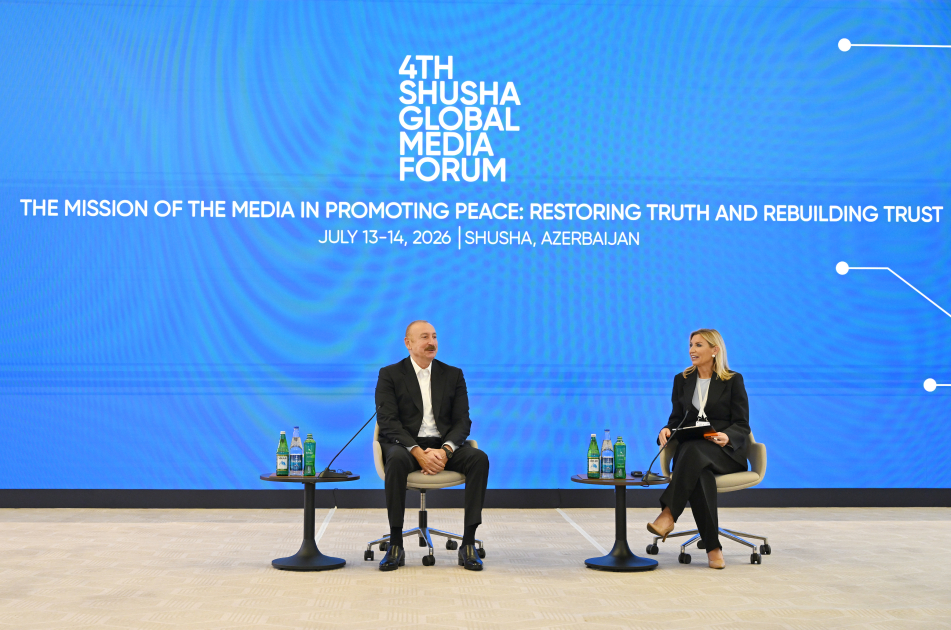 Prezident İlham Əliyev IV Şuşa Qlobal Media Forumunun açılışında iştirak edib - YENİLƏNİB - 2 - Foto 3