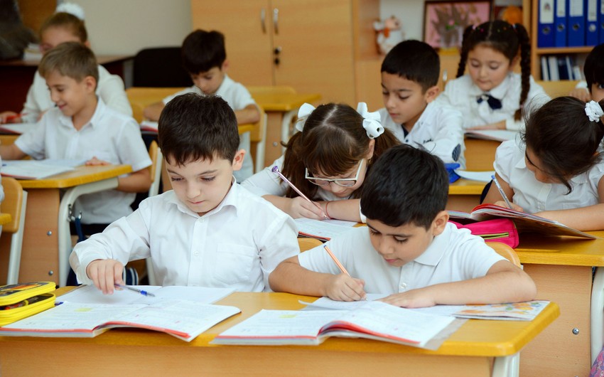 Təhsil müəssisələrində davamiyyətə nəzarətlə bağlı süni intellektdən istifadə ediləcək