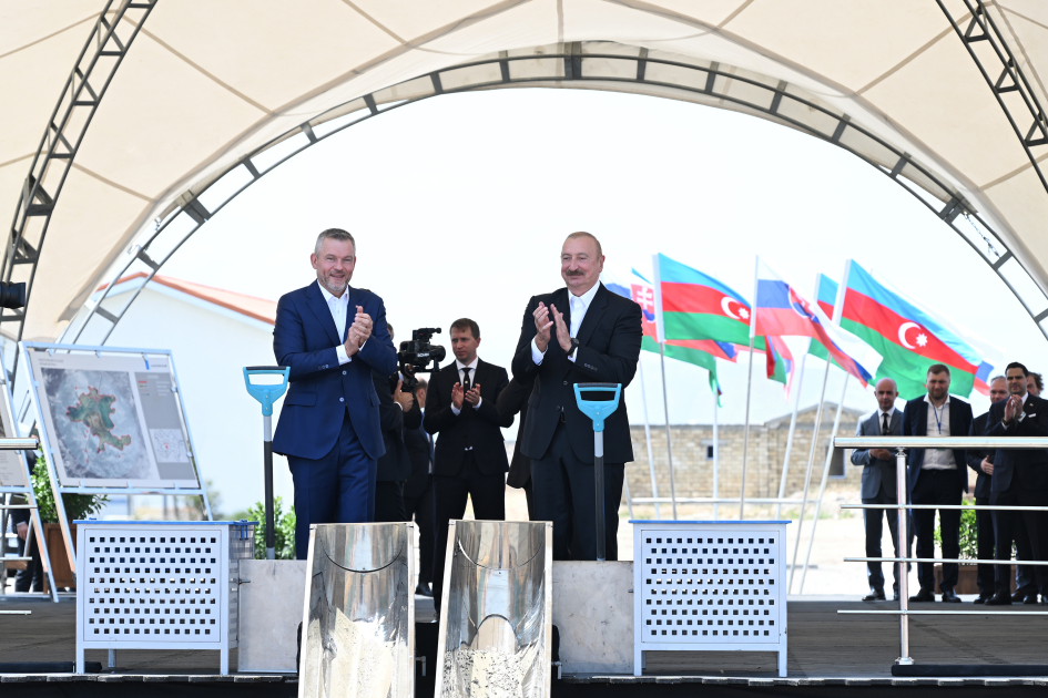 Azərbaycan və Slovakiya prezidentləri Ağdamın Baş Qərvənd kəndində görülən işlərlə tanış olublar - Foto 6
