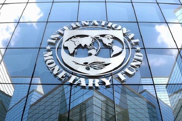 BVF: Hörmüz boğazında gərginlik dünya iqtisadiyyatının neft şokuna davamlılığını azaldır