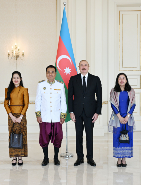 Prezident Kambocanın yeni səfirinin etimadnaməsini qəbul edib - Foto 4