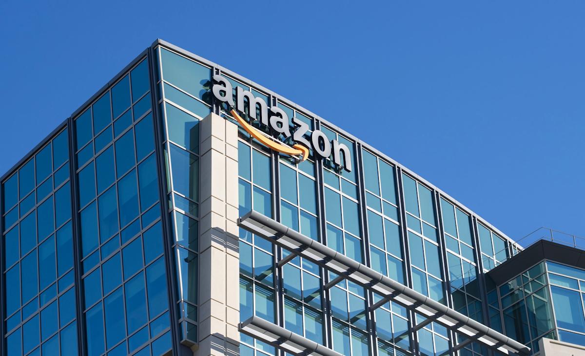"Amazon"da texniki nasazlıq: istifadəçilərə səhv hesablar göndərildi