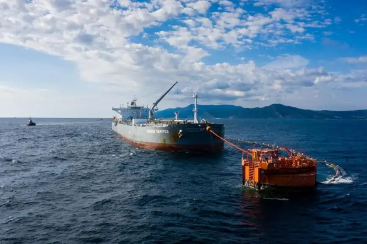 Qazaxıstan nefti daşıyan tankerlər dron hücumuna məruz qalıb