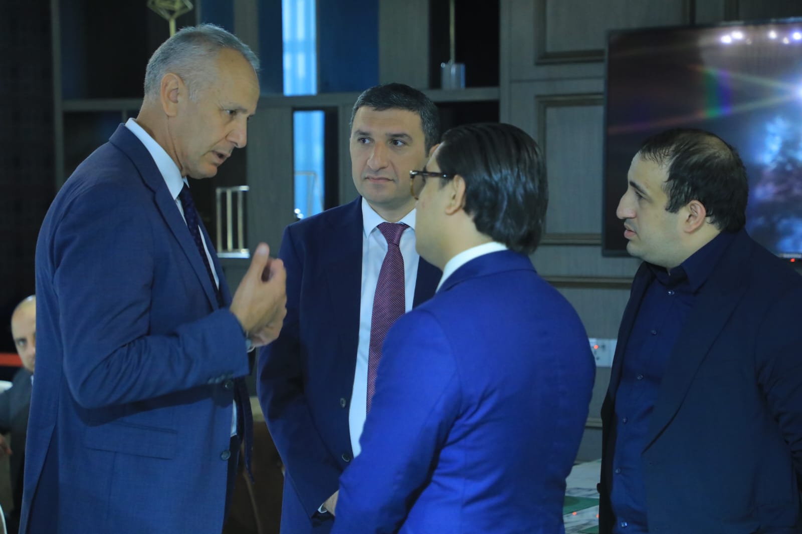 Daşkənddə “UzAz Biznes Klubu”nun rəsmi təqdimatı keçirildi - Foto 5
