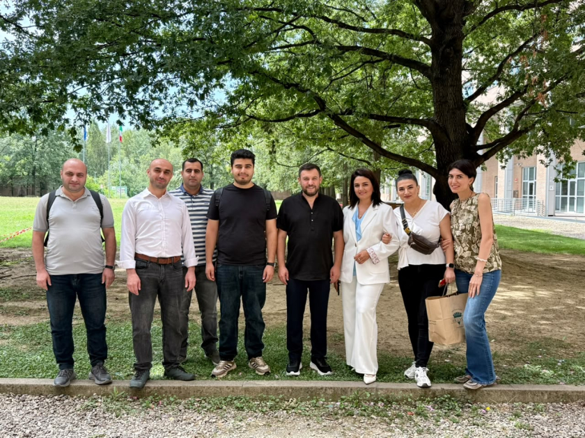 Nazirliyin əməkdaşı İtaliyada AƏMQET proqramı üzrə PhD elmi dərəcəsi alan ilk azərbaycanlı qadın olub - Foto 1