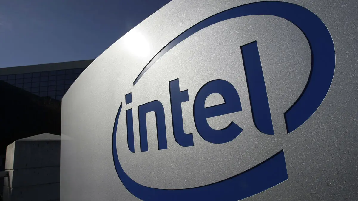“Intel”in gəlirləri 25 faiz artıb