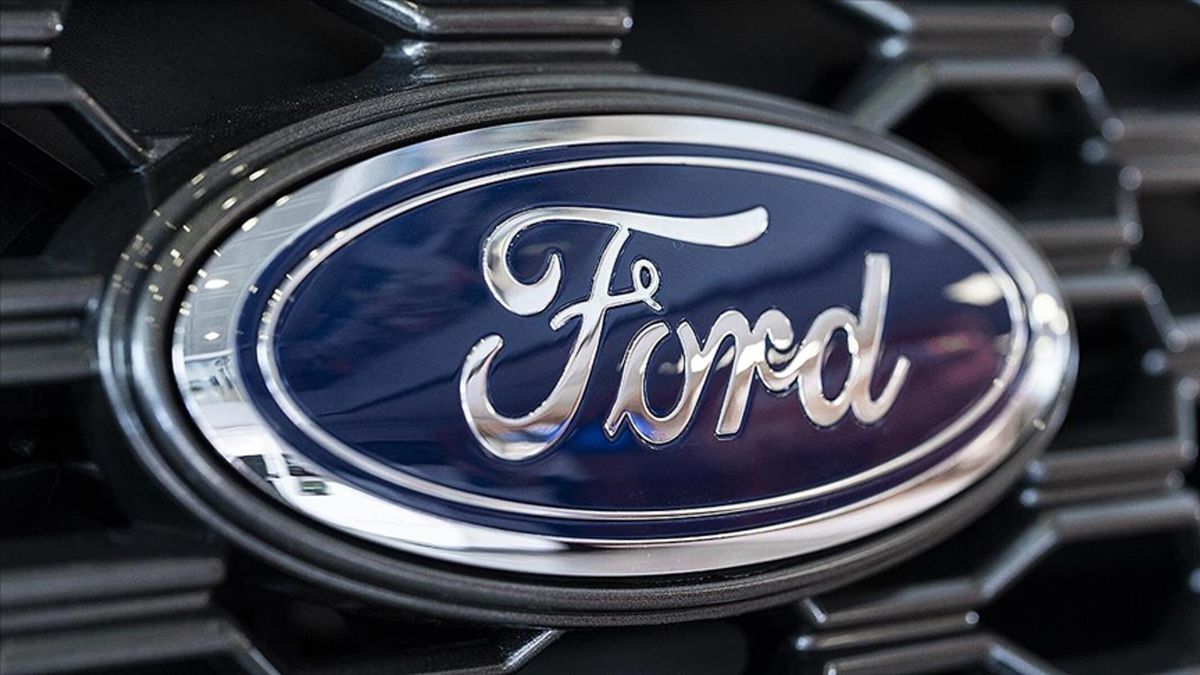 Ford 565 minə yaxın avtomobili geri çağırır