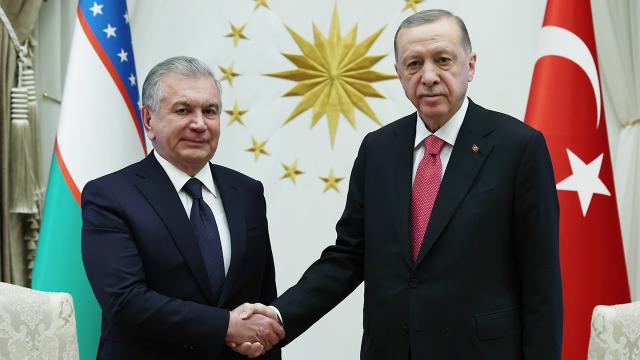 Ərdoğan Mirziyoyevlə regional məsələləri müzakirə edib