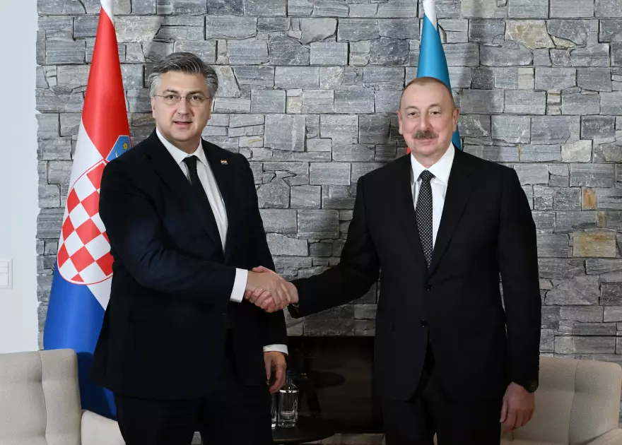 Prezident İlham Əliyev Davosda Xorvatiyanın Baş naziri ilə görüşüb - FOTO