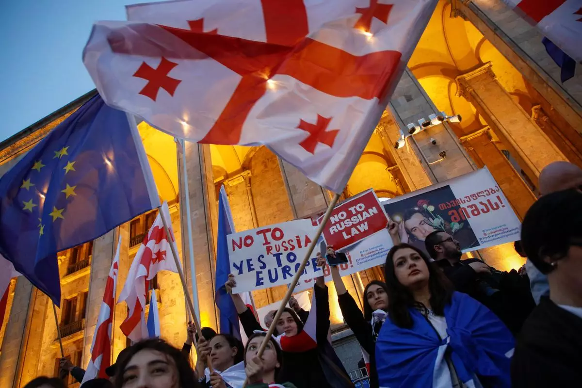 Gürcüstan xarici agentlər haqqında qanuna dəyişiklik edəcək