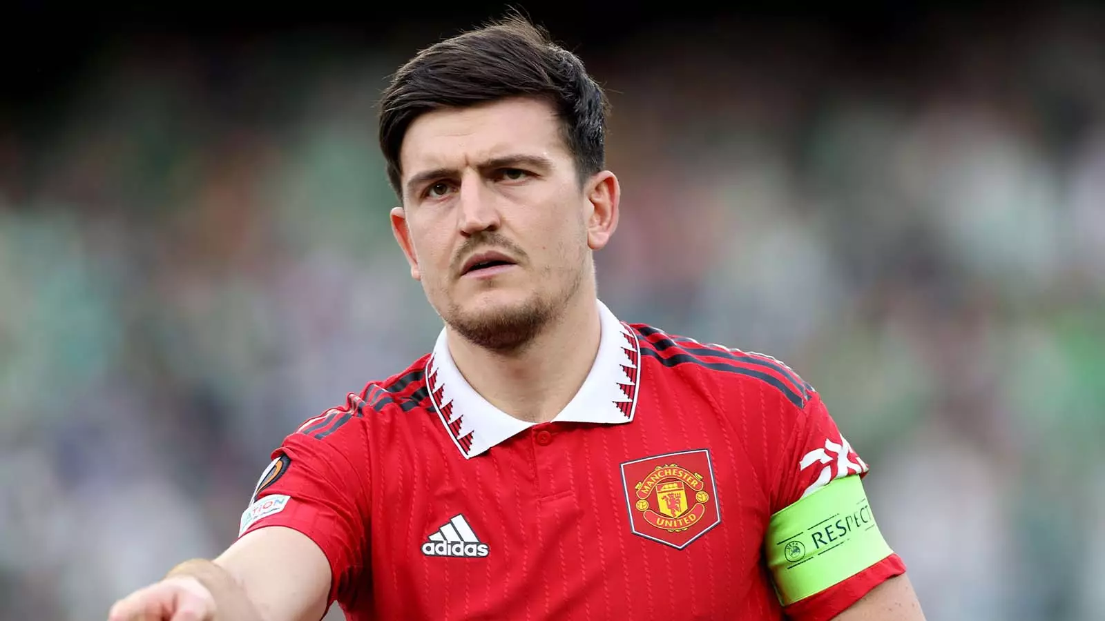 "Mançester Yunayted" ingilis futbolçudan kapitanlığı aldı