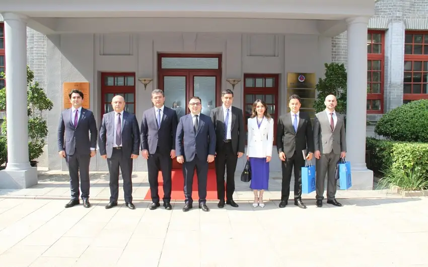 MEDİA nümayəndə heyəti Sinxua xəbər agentliyində olub - FOTO