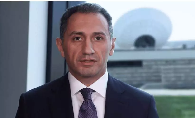 Rəqəmsal inkişaf və nəqliyyat naziri Xızıda vətəndaşları qəbul edib