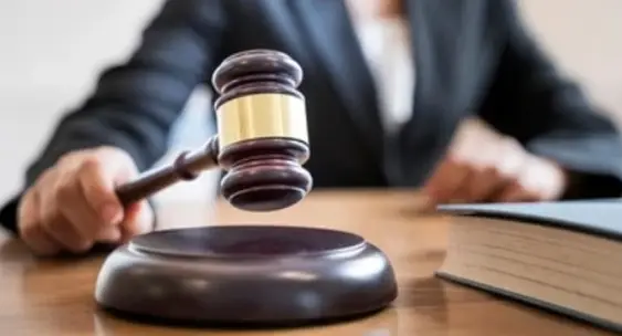 Azərbaycanda bir sıra məhkəmələrə yeni hakimlər təyin edilib