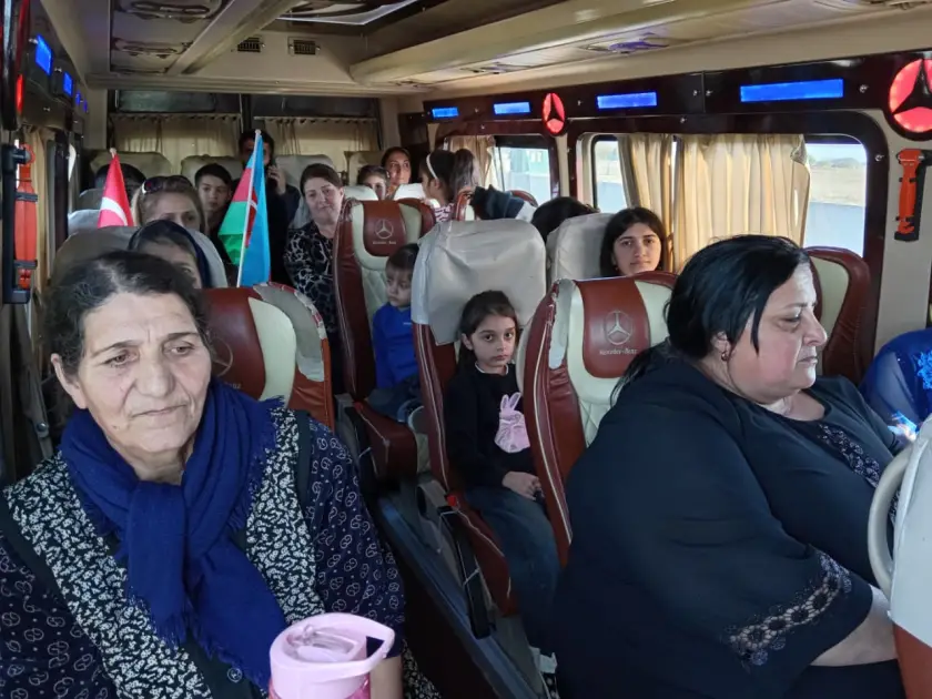 Xocalının Ballıca, Təzəbinə və Badara kəndlərinə köçən ailələrə evlərinin açarları təqdim olunub - YENİLƏNİB
