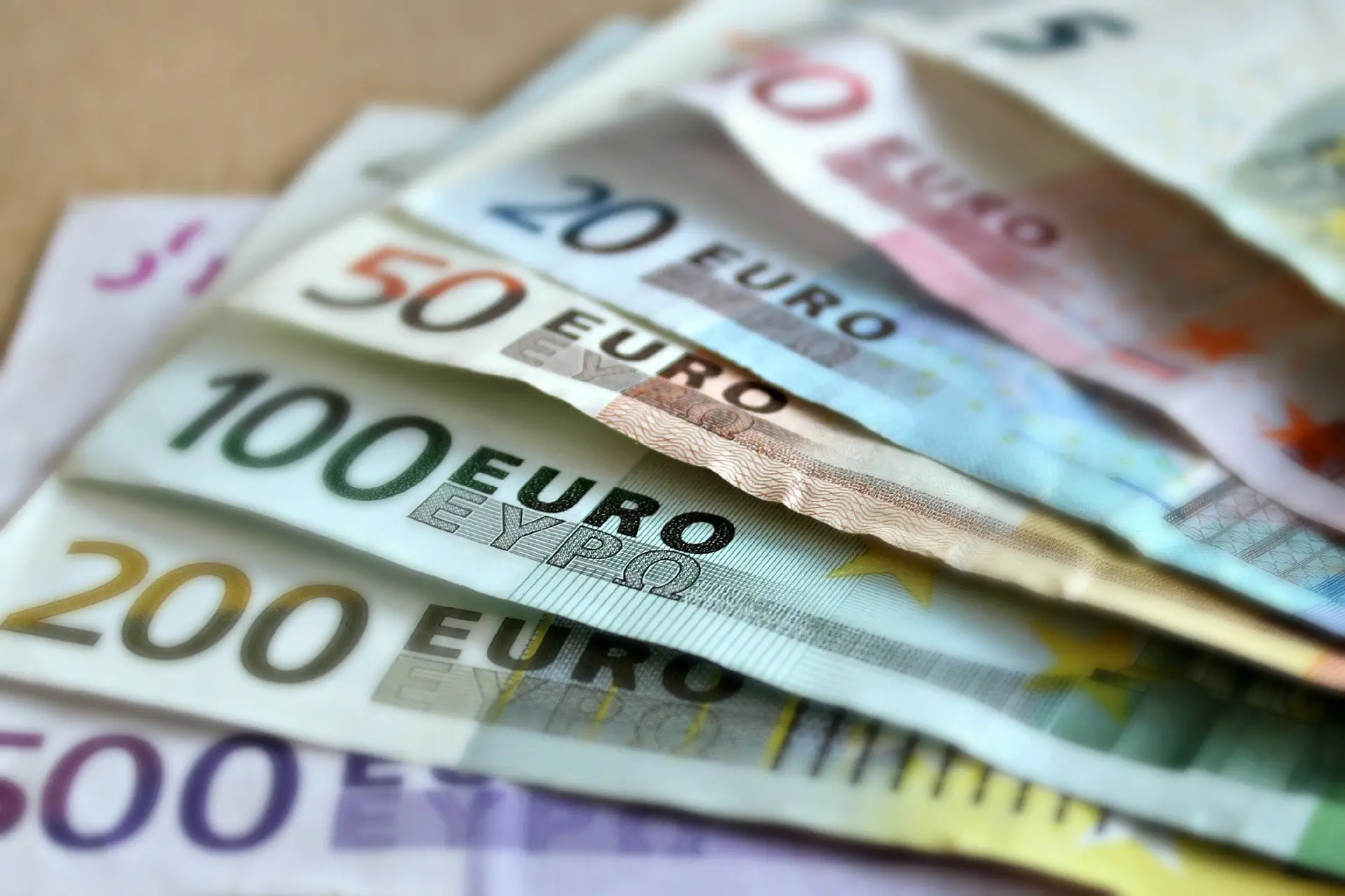 Avropa İnvestisiya Bankı Kiyevə qaz alışı üçün 300 mln. avro ayıracaq