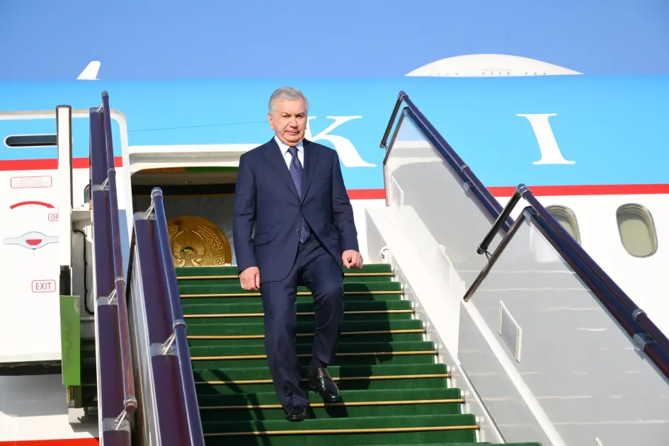 Şavkat Mirziyoyev Azərbaycanda səfərdədir - FOTO