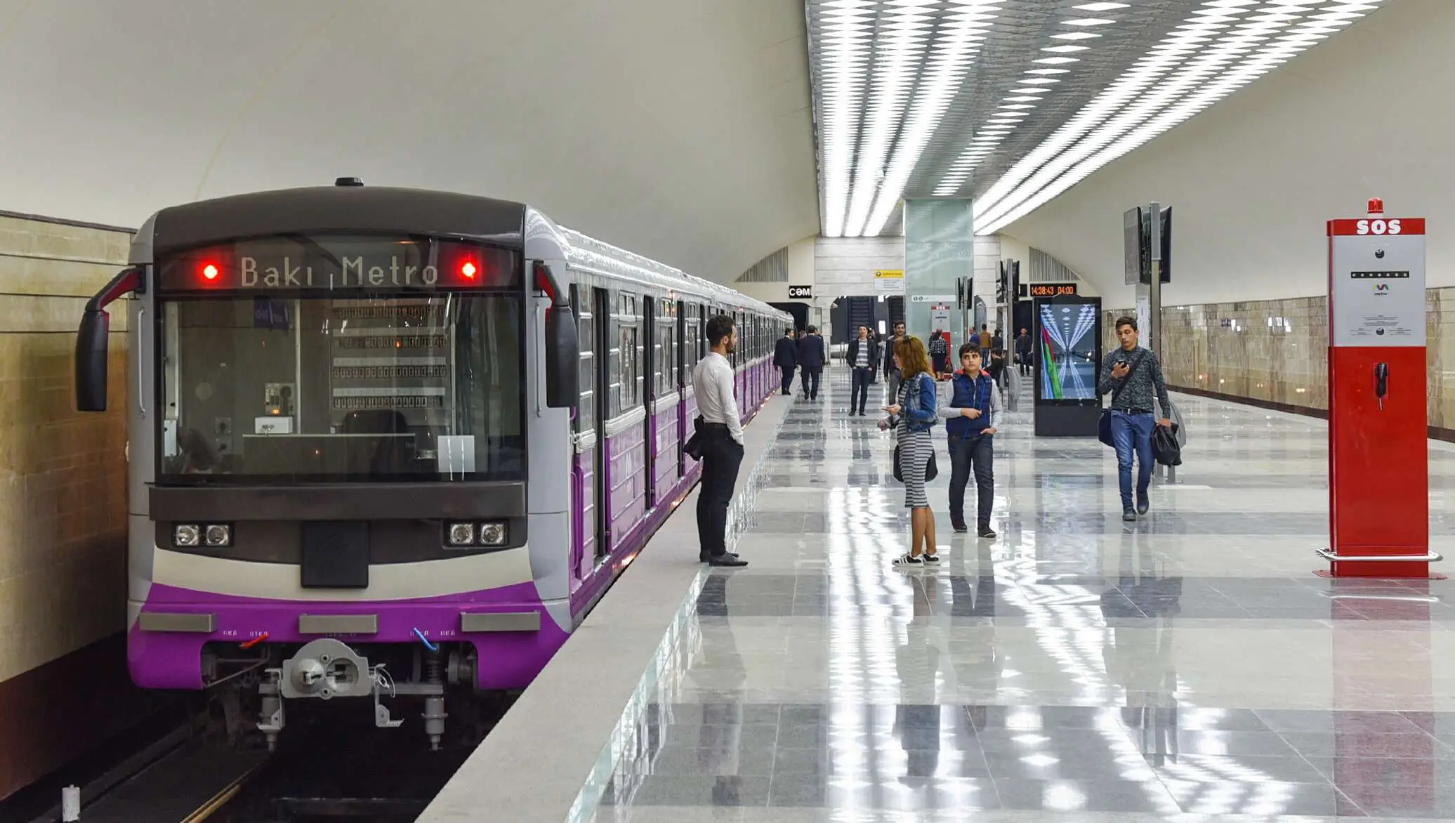 Metro işçiləri nə qədər qazanır?