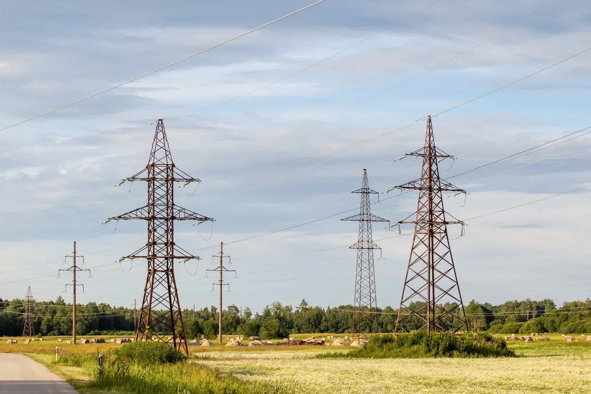 Ölkənin elektrik enerjisi ixracından gəliri 28%-dək azaldı