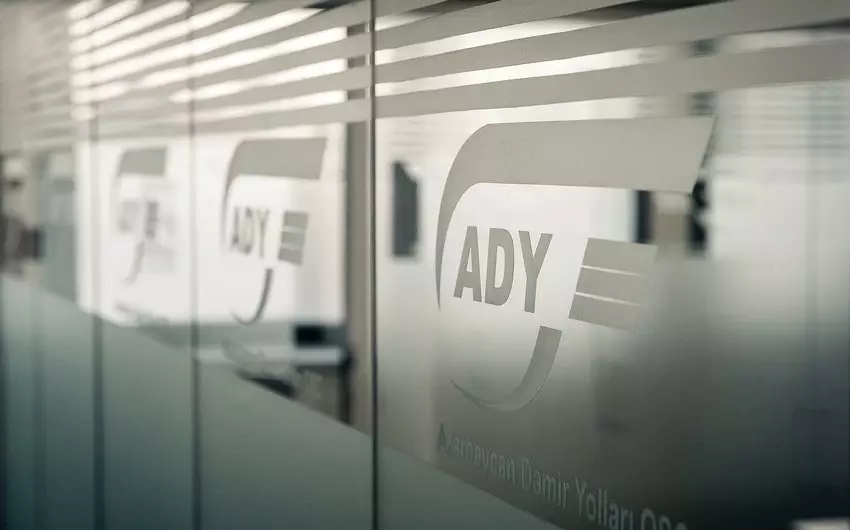 "Azərbaycan Dəmir Yolları”nda elektron yük qaiməsinin tətbiqinə başlanılıb