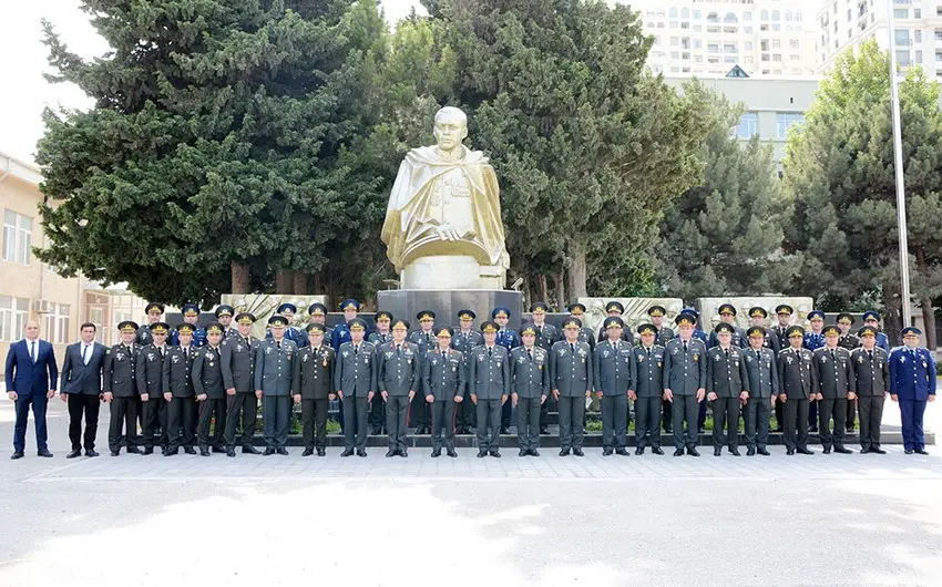 “Komanda-qərargah akademik kursu”nun buraxılış mərasimi keçirilib