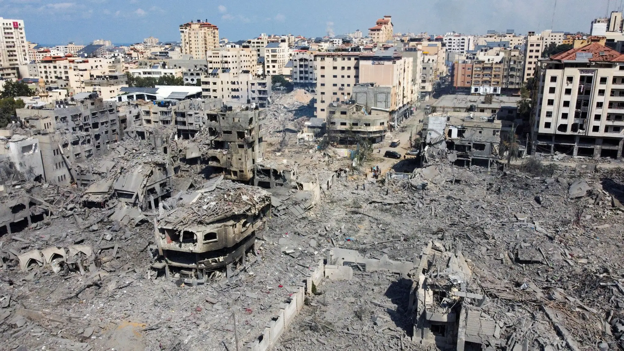 Qəzzada son 24 saatda 70 insan həlak oldu