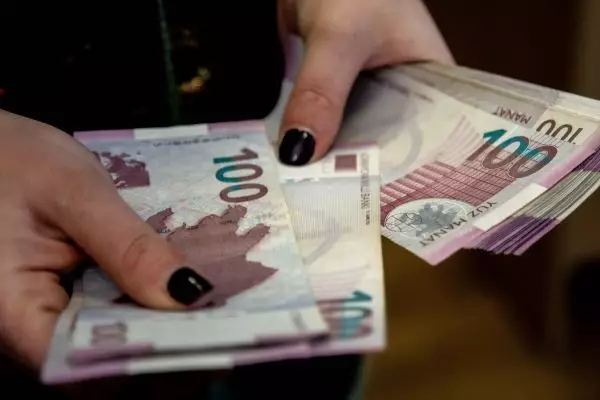 “Yeni sərəncam bu işçilərin maaşlarının artırılmasına imkan yaradacaq” - RƏY