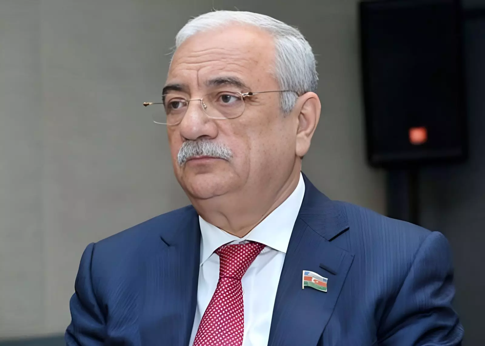 Müəyyən həkimlərin imtahandan keçməsi doğru deyil - Deputat
