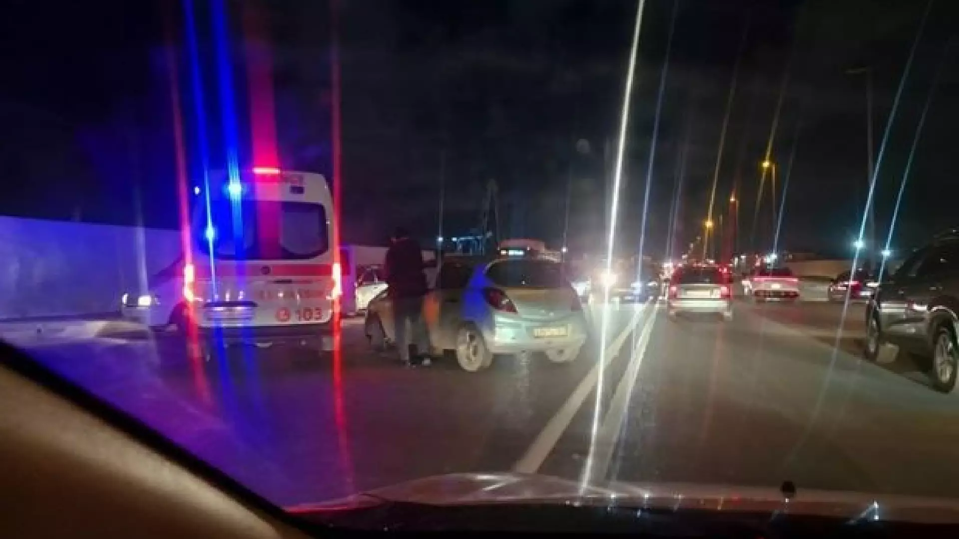 Təcili yardım maşını piyadanı vuraraq öldürüb