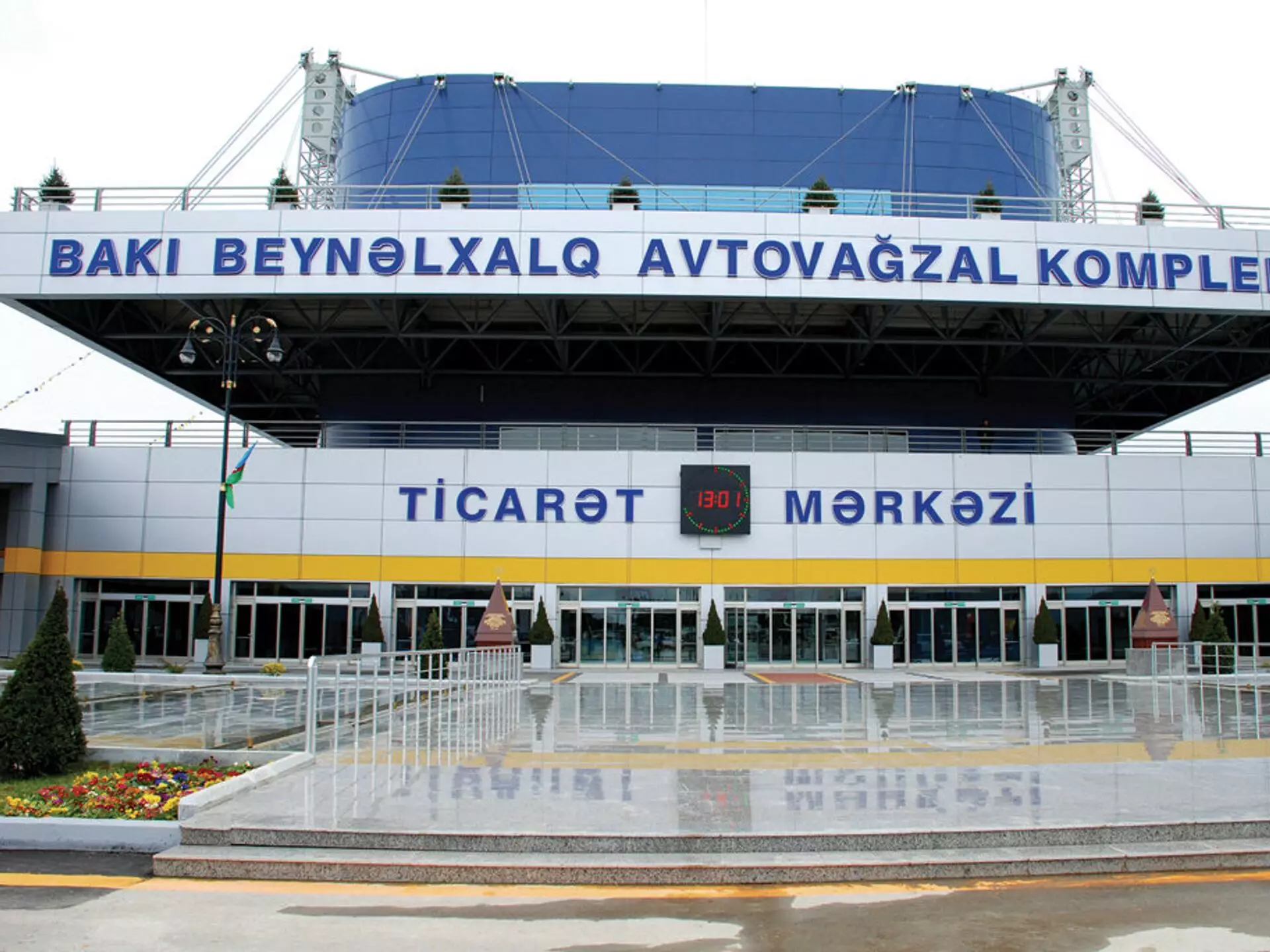 Hava şəraiti ilə bağlı bir sıra regionlara avtobus reysləri təxirə salınıb