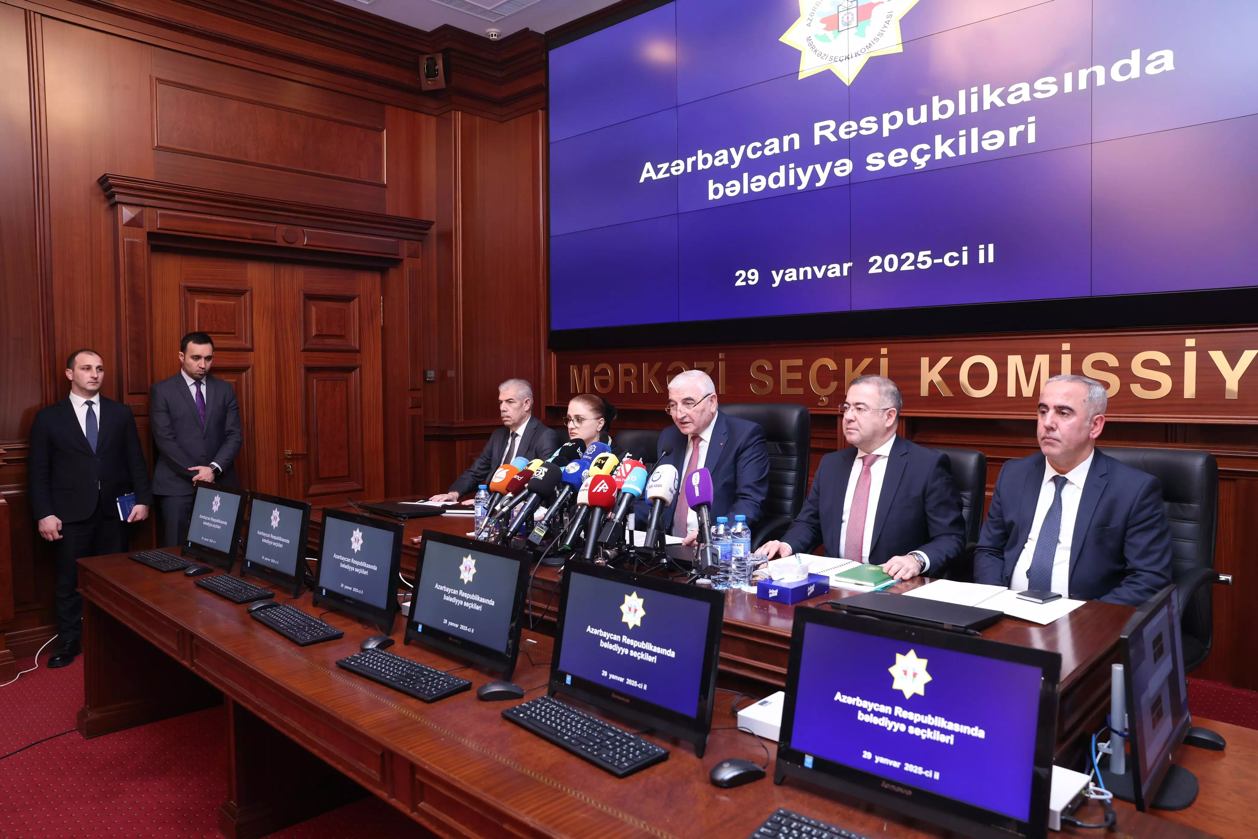 Bələdiyyə seçkilərində namizədlərin sayı açıqlanıb