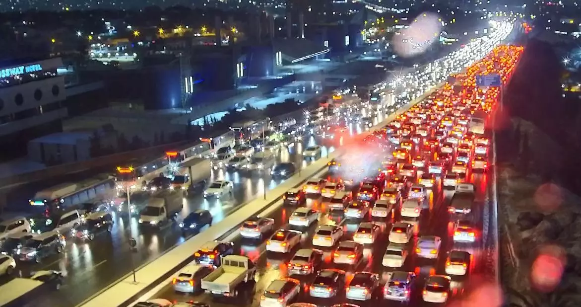 Bakının bu yollarında sıxlıq müşahidə olunur - SİYAHI
