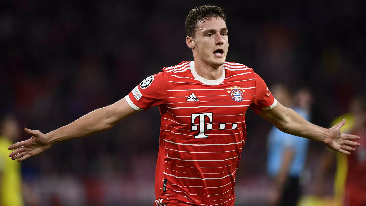 Pavard "Bavariya"da qalmaq istəmir