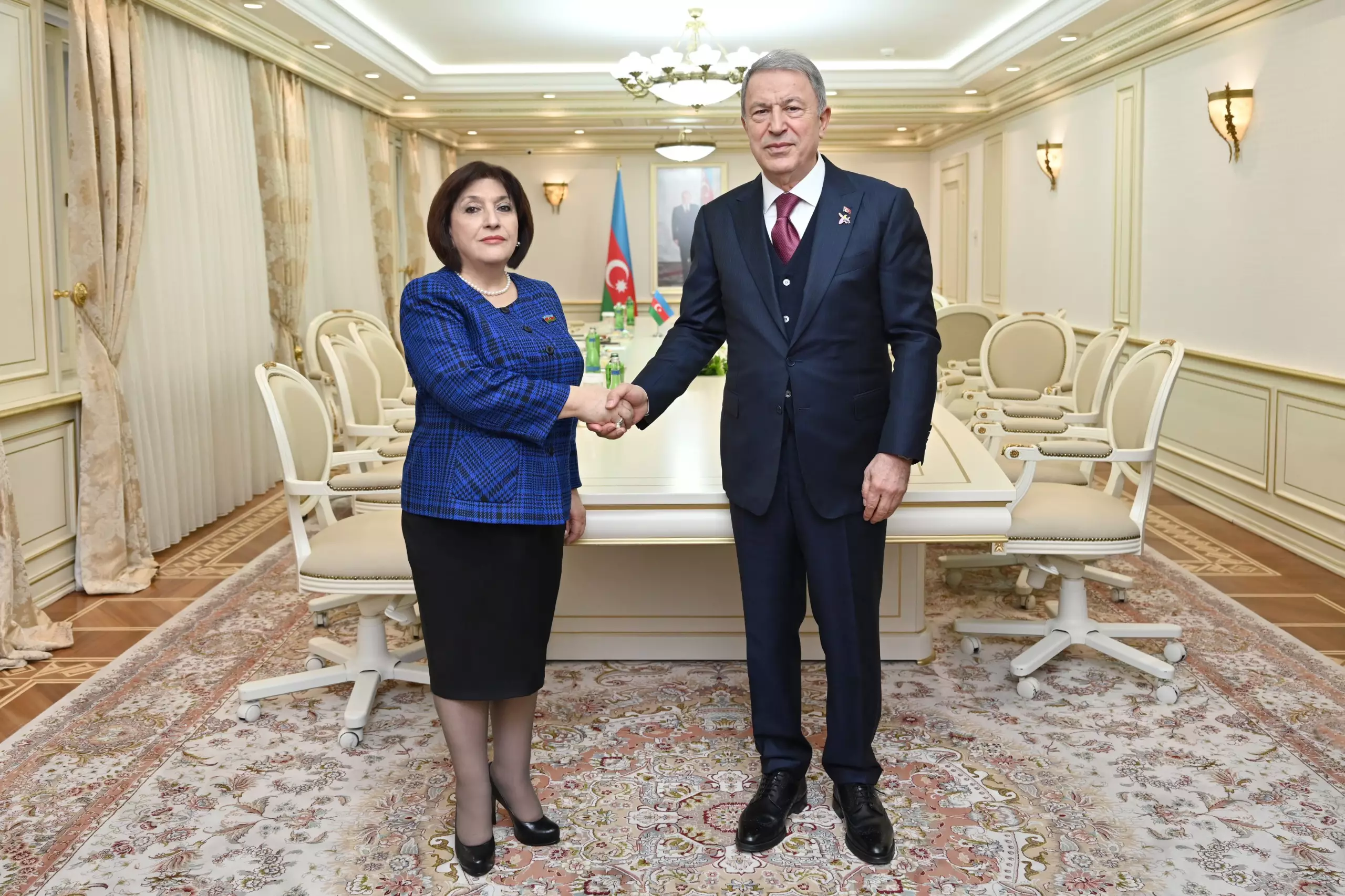 Sahibə Qafarova Hulusi Akarla görüşüb