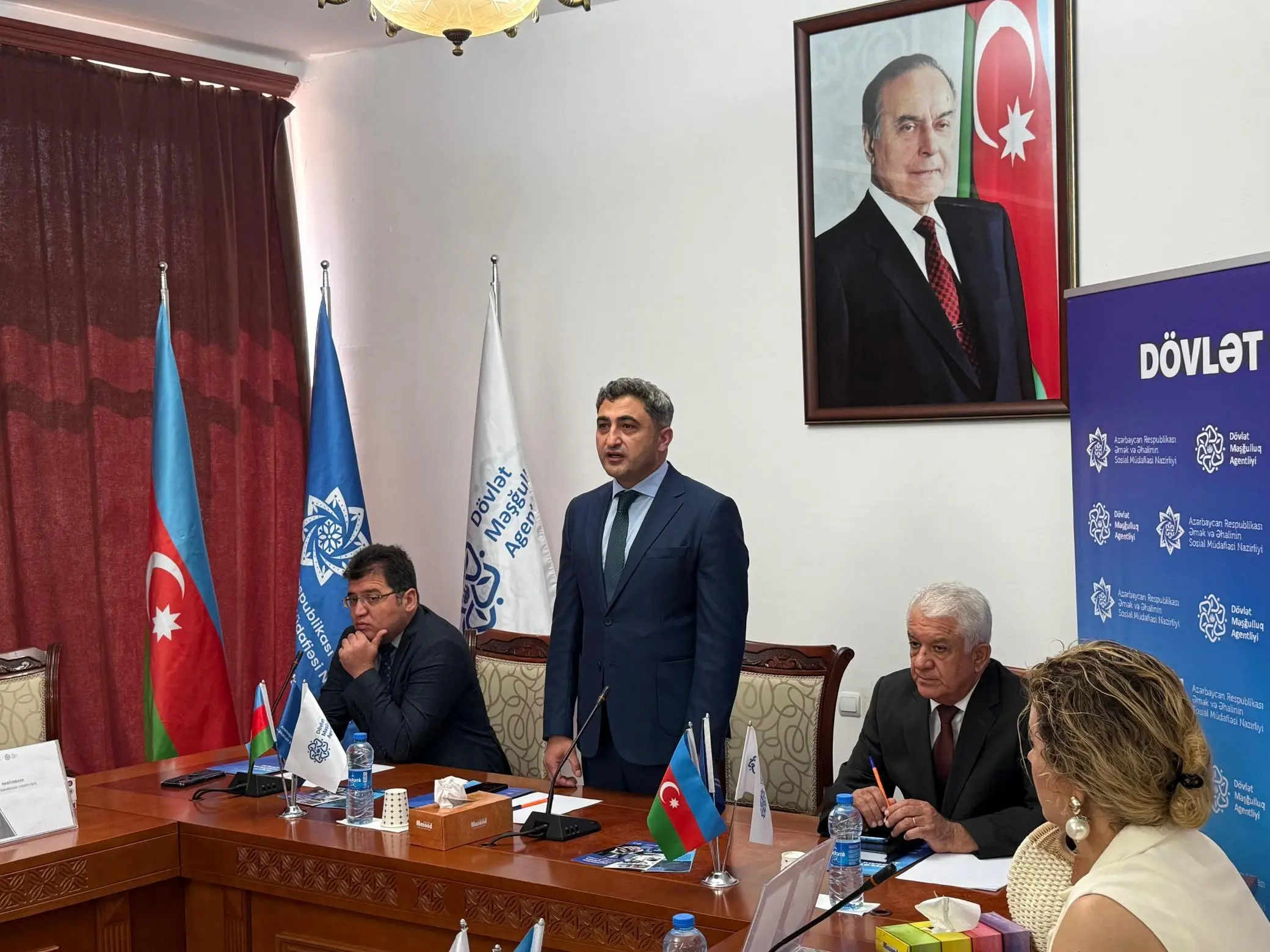 Xankəndidə işəgötürənlərlə görüş keçirilib, yeni iş yerlərinin yaradılması müzakirə olunub