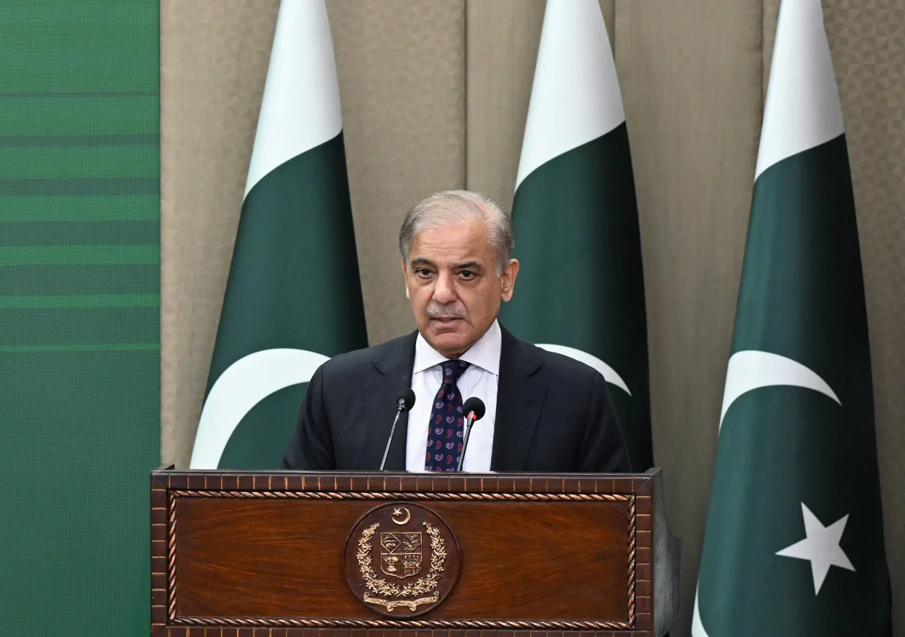 Pakistanın Baş naziri Azərbaycana səfərə gəlib
