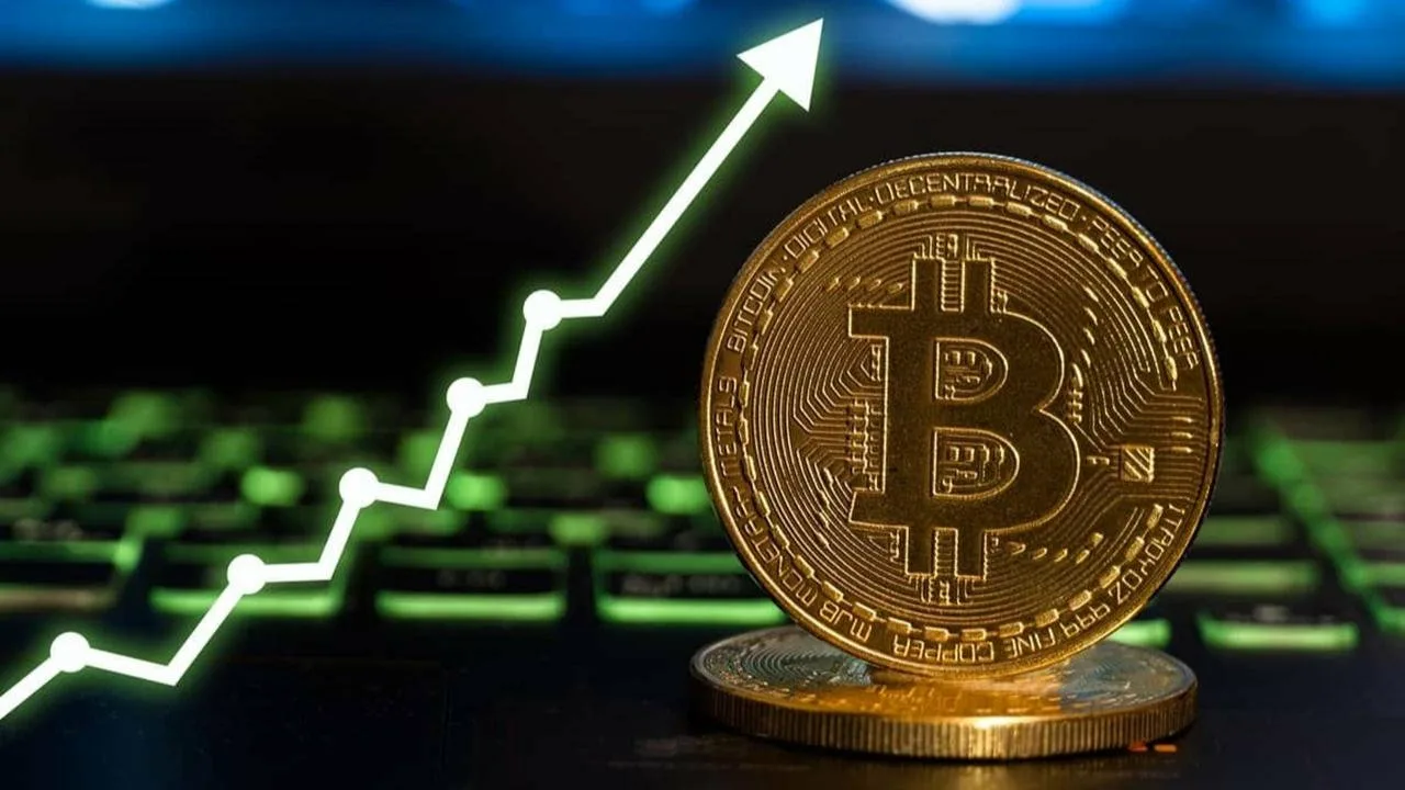 Bitkoinin qiyməti tarixdə ilk dəfə 103 min dolları ötdü