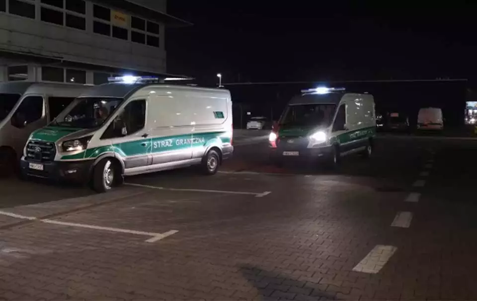 Polşa Gürcüstan vətəndaşlarının deportasiyasına start verib