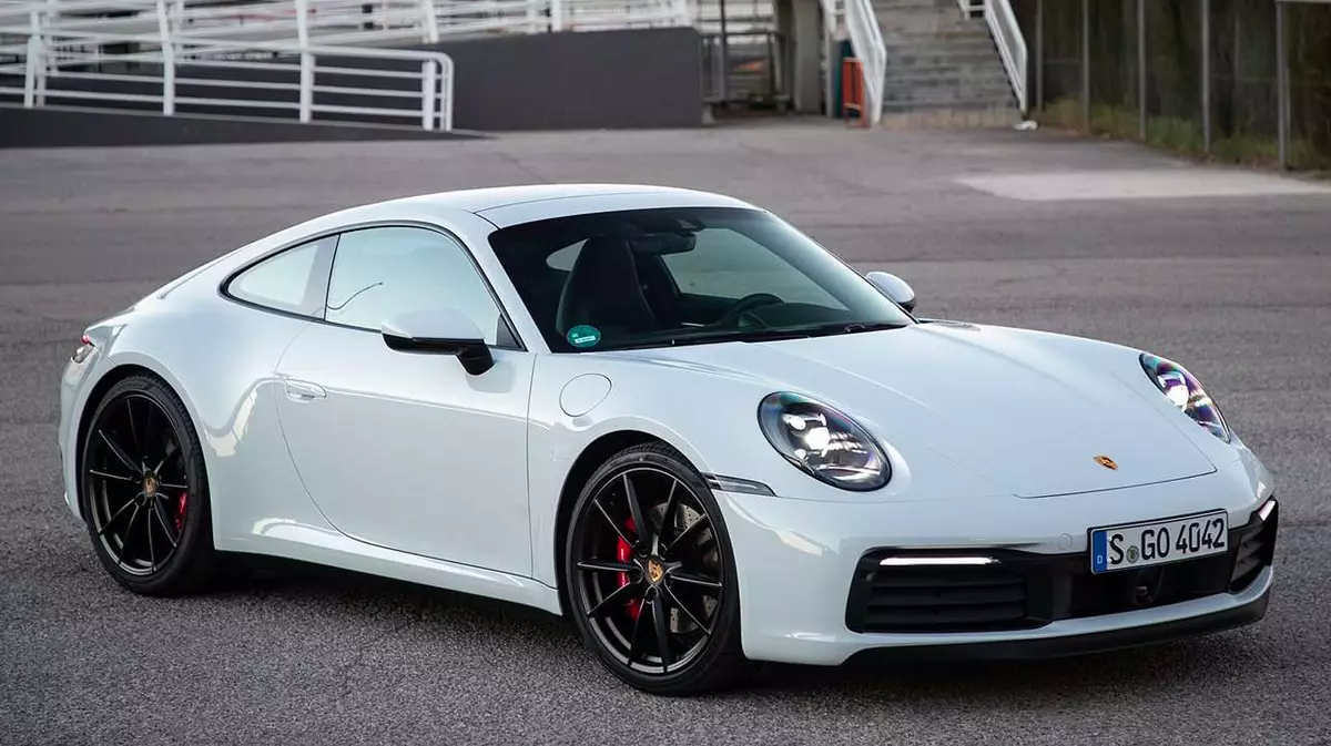 "Porsche" avtomobillərinin satışı azaldı