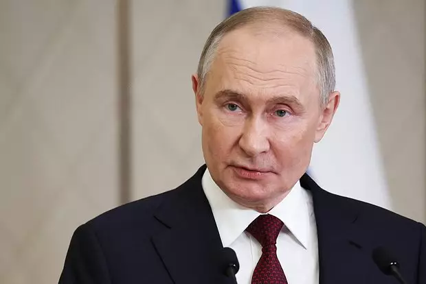 Putin: Rusiya postsovet ölkələrinin daxili işlərinə qarışmır