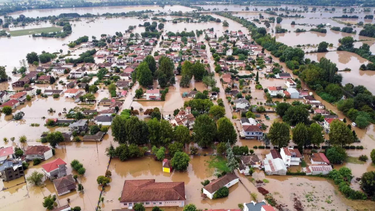 Yunanıstanda daşqınlar nəticəsində 10 nəfər ölüb