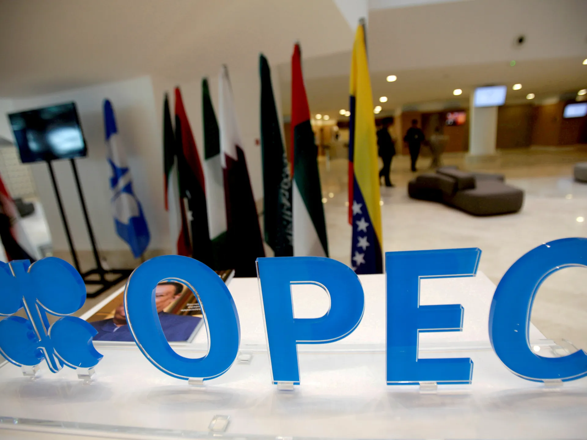 "OPEC+" neft hasilatının artırılmasını müzakirə edəcək