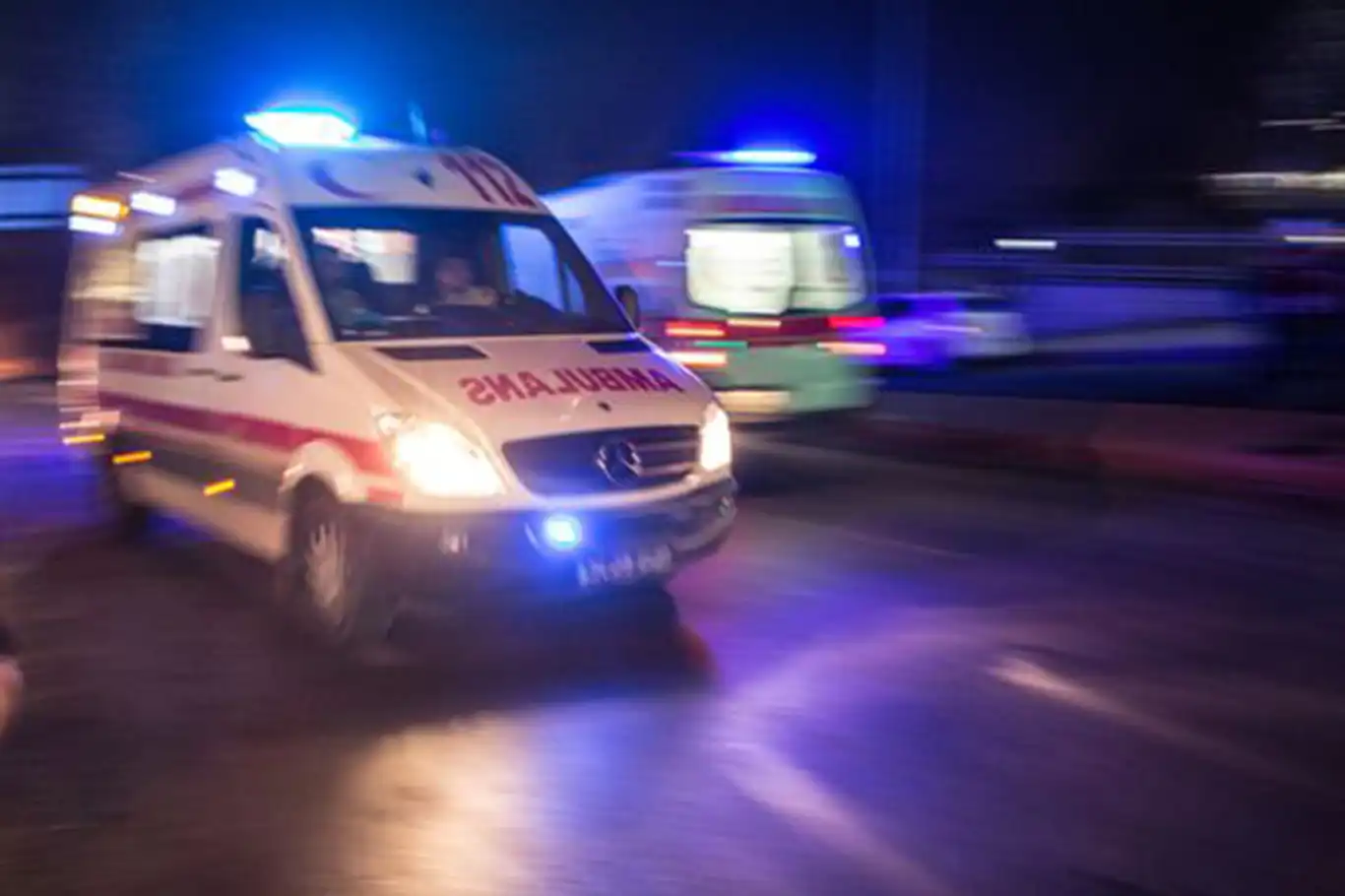 Türkiyədə ağır yol qəzası oldu: 2 nəfər öldü