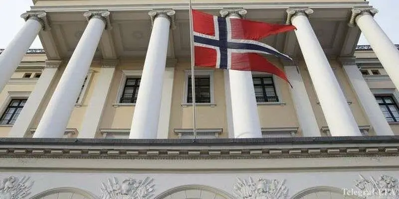 Norveç rus diplomatlara sanksiya tətbiq edib