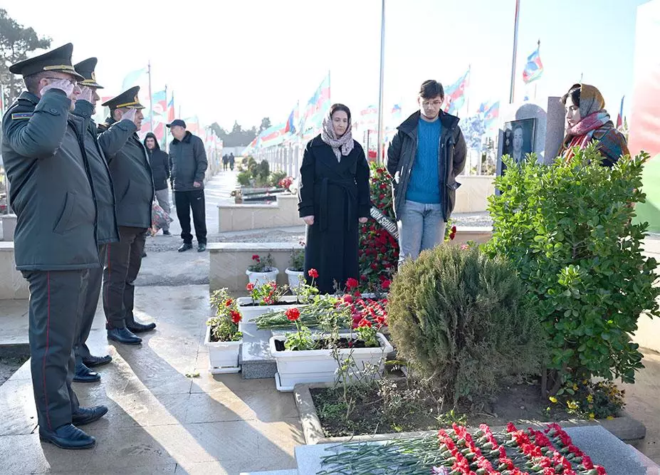 Milli Qəhrəman Polad Həşimovun xatirəsi yad edilib - FOTO